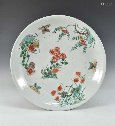 CHINESE KANGXI WUCAI FLORAL PLATE (CRACKED)