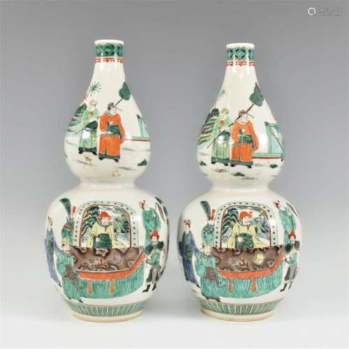 PAIR OF WUCAI PORCELAIN DOUBLE GOURD VASES WITH FIGURES