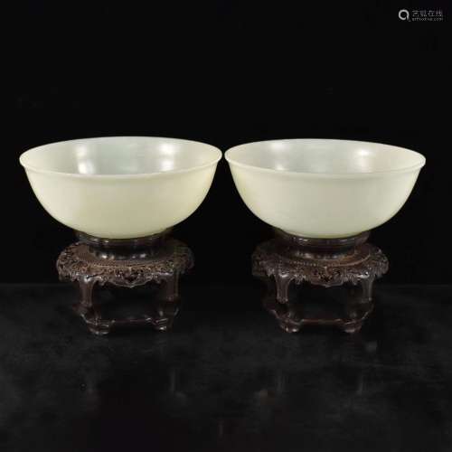 PAIR OF JADE BOWLS WITH STAND