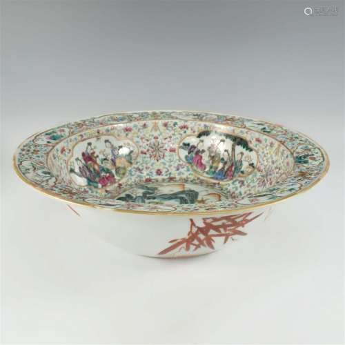CHINESE LARGE FAMILLE ROSE PORCELAIN BOWL WITH FIGURES
