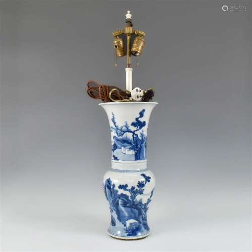 CHINESE BLUE AND WHITE PHOENIX TAIL PORCELAIN LAMP