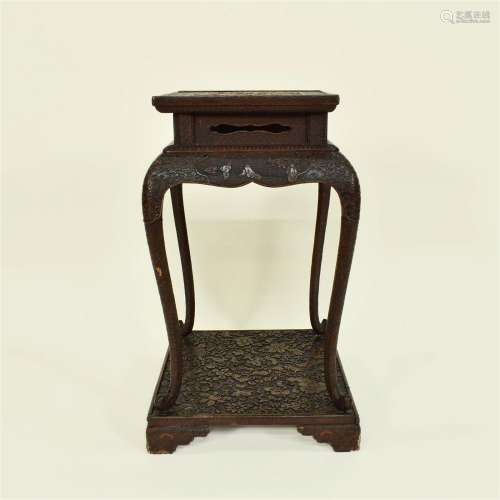 CHINESE ANTIQUE LACQURED SQUARE STOOL