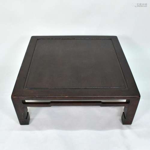 CHINESE ROSEWOOD COFFEE TABLE