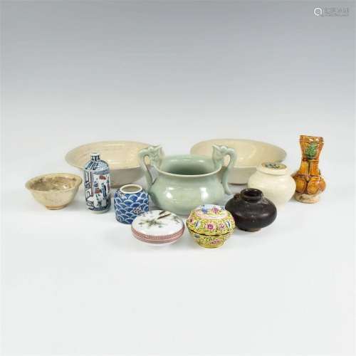 ASSORTED CHINESE PORCELAIN WARE 14 PIECES