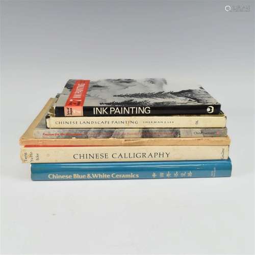 SIX CHINESE ANTIQUES BOOKS