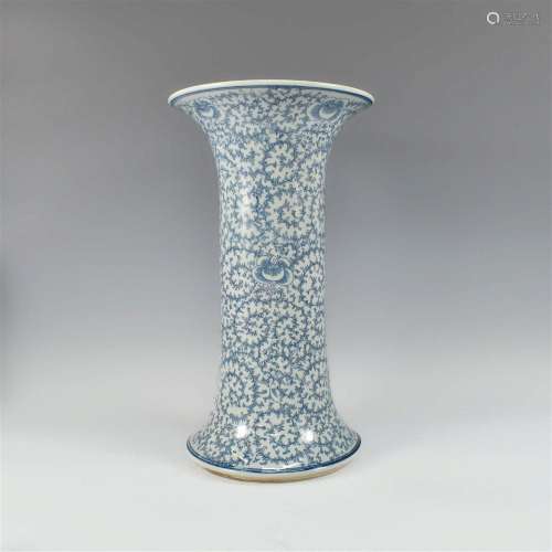 CHINESE BLUE AND WHITE FLORAL GU VASE