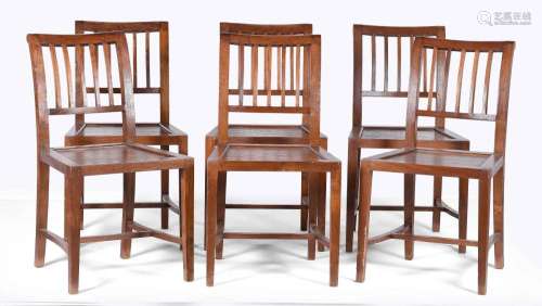 Lote compuesto por seis sillas realizadas en madera de teca.