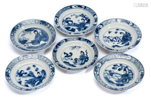 SIX SMALL MATCHED CHINESE BLUE AND WHITE DISHES. QING DYNAST...