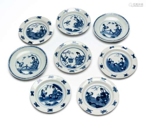 SIX SMALL MATCHED CHINESE BLUE AND WHITE DISHES, KANGXI PERI...