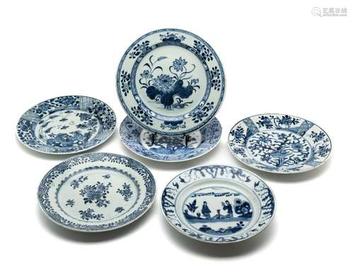 A GROUP OF SIX CHINESE BLUE AND WHITE PLATES, 18TH CENTURY