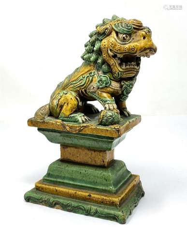 A CHINESE SANCAI-GLAZED LION, 19TH CENTURY