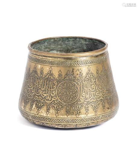 AN ENGRAVED BRASS BOWL, EGYPT, 19TH CENTURY