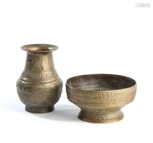 TWO BRASS VESSELS, 19TH/20TH CENTURY