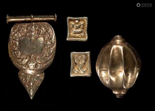 FOUR ANCIENT JAVANESE GOLD JEWELLERY ELEMENTS, INDONESIA, 10...