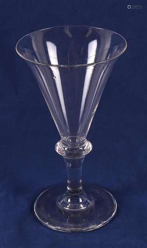 Verre d'occasion conique, Angleterre, vers 1800, h 20 c