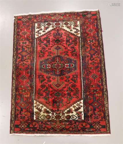 Tapis oriental en laine, Iran, Khamseh, longueur 202 x