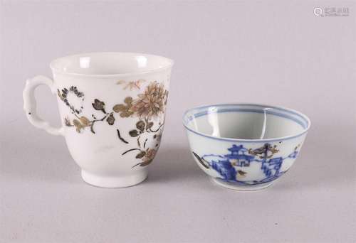 Deux tasses en porcelaine, Chine, Qianlong, XVIIIe sièc