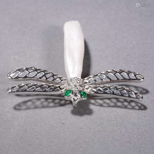 A White Gold and Diamong Brooch