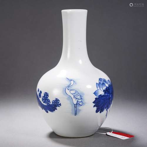 A Blue and White Crane Bottle Vase