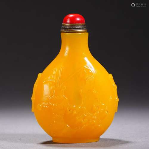 A Peking Glass Snuff Bottle