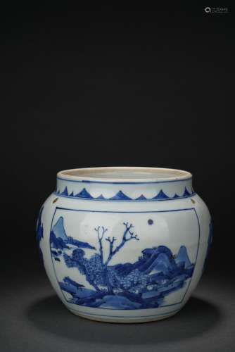 Chinese blue and white glazed porcelain jar, 17th