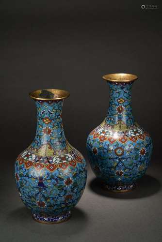 A pair of Chinese cloisonne bottles, 19th