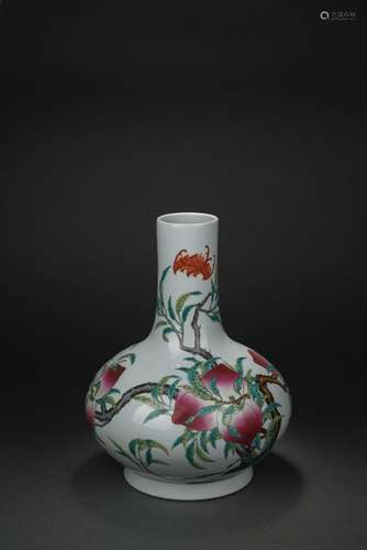 Chinese Fencai glazed peach Pattern porcelain vase, 19th