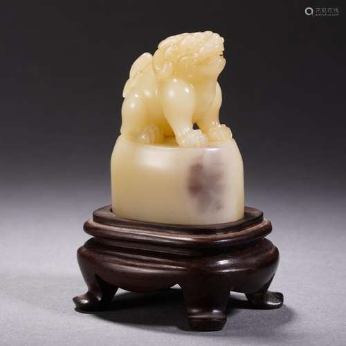 A Carved Jade Lion Seal