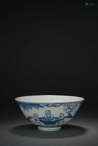 Chinese blue and white glazed porcelain bowl