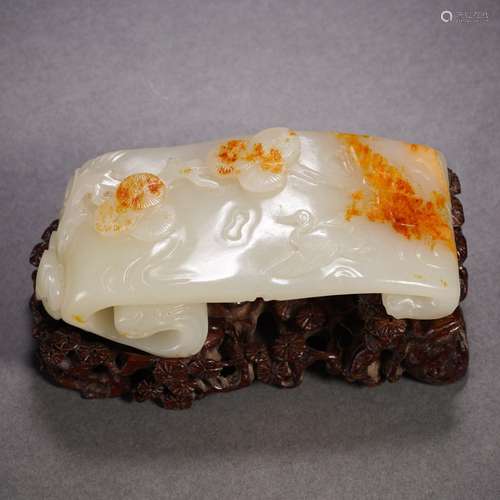 A Carved Jade Inkbed