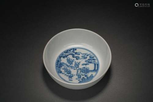 Chinese blue and white glazed porcelain bowl, Ming