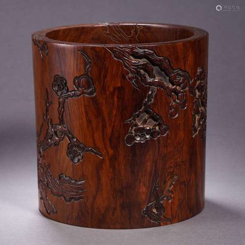 A Carved Aloeswood Cylindrical Brushpot