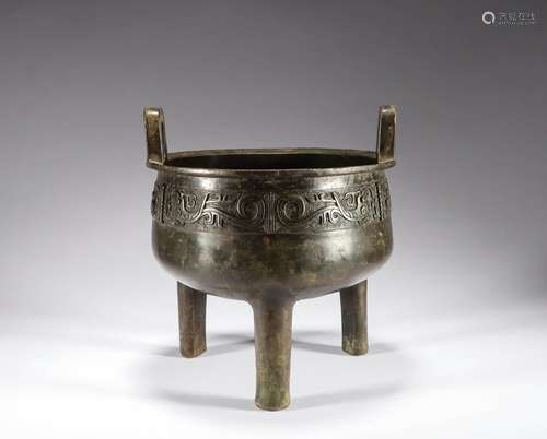 Bronze cauldron