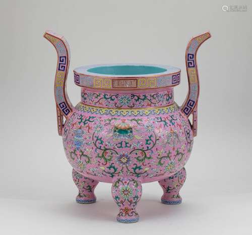 Qing Dynasty pastel smoke furnace