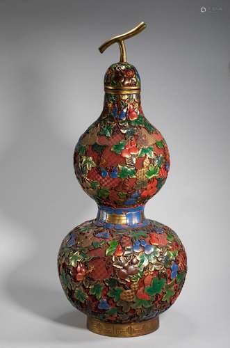 Qing Dynasty carved lacquer gourd ornaments