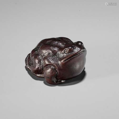 MINKO: A DARK WOOD NETSUKE OF A FAT TOAD