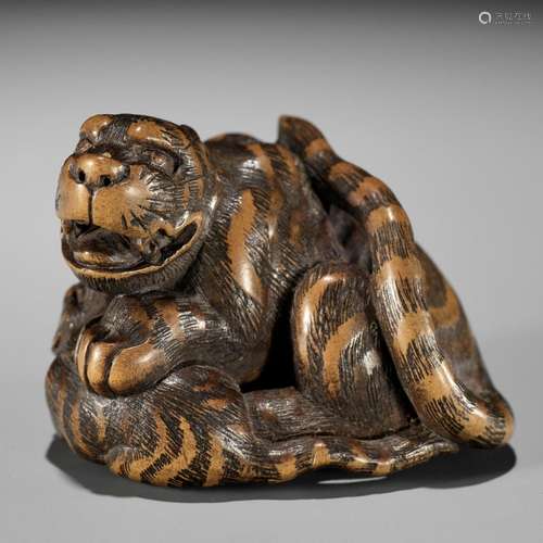 【†】 KOKEI: A WOOD NETSUKE OF A TIGER AND CUB