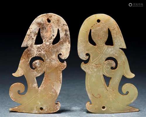 Pair Chinese Archaistic Carved Jade Dancing Figers