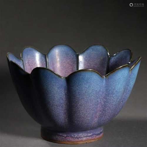 A Chinese Jun-ware Lobed Bowl