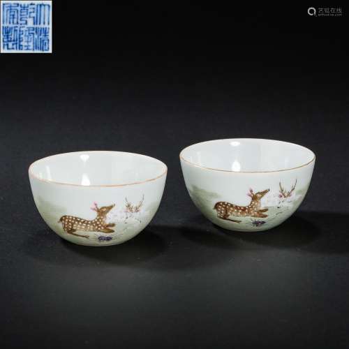A PAIR OF DEER-PATTERNED CUPS, QIANLONG PERIOD, QING DYNASTY...