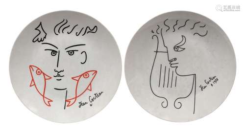 D'après Jean COCTEAU (1889-1963)<br />
Deux assiettes en por...