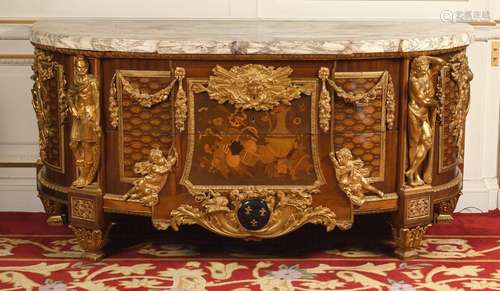 Paire de grandes commodes demi-lune en bois de placage et ma...