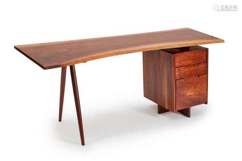 George NAKASHIMA (1905-1990)<br />
Single piedestal - 1958<b...