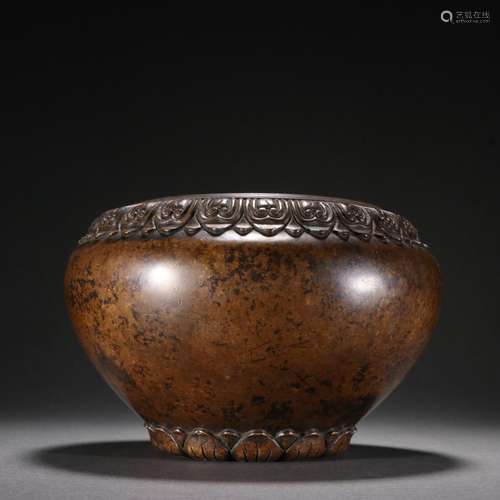 Bronze body lotus petal pattern incense burner