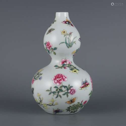 Pastel butterfly love pattern gourd bottle