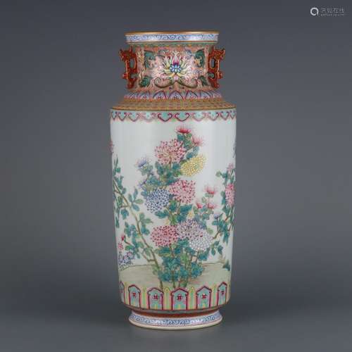 Pastel Chrysanthemum Pattern Poetry Amphora Bottle