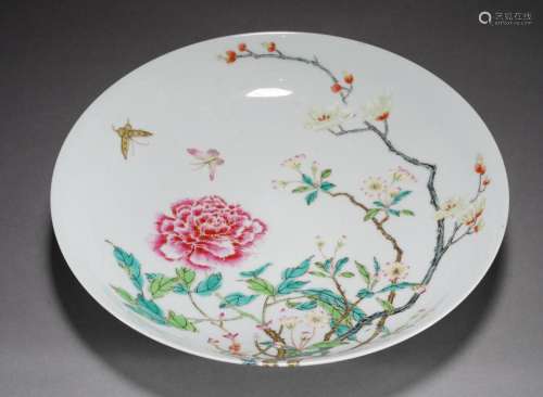 Chinese Qing Famille Peony & Butterflies Dish