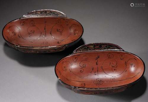 Pair of Chinese lacquerware Bowls