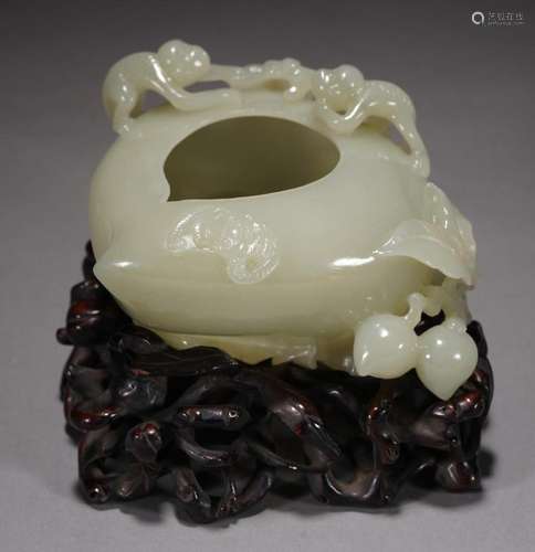 Chinese White Jade Monkey Offering Longevity Brush Washer