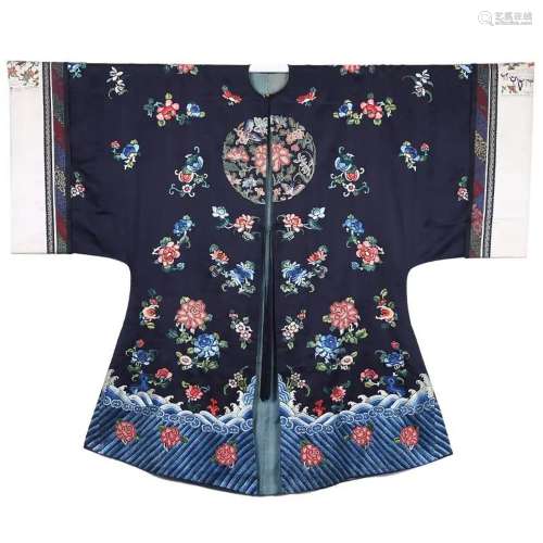 A STONE-BLUE SATIN ROBE WITH PEONY AND BUTTERFLY